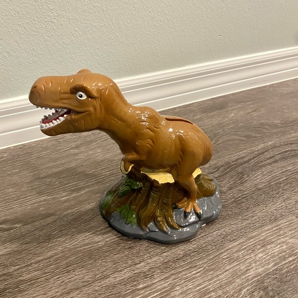 Jurassic World T-Rex Coin Bank Collectible - Picture 6 of 8